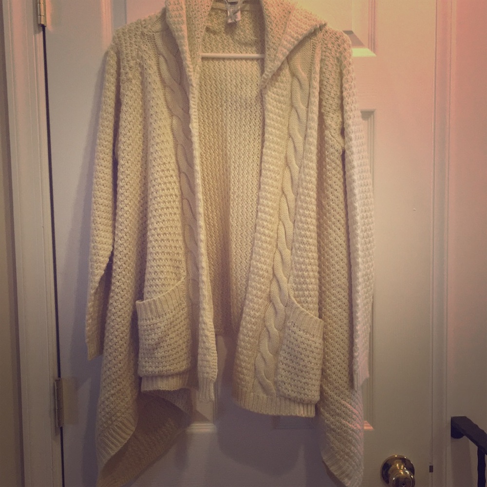 Cozy hooded cream sweater